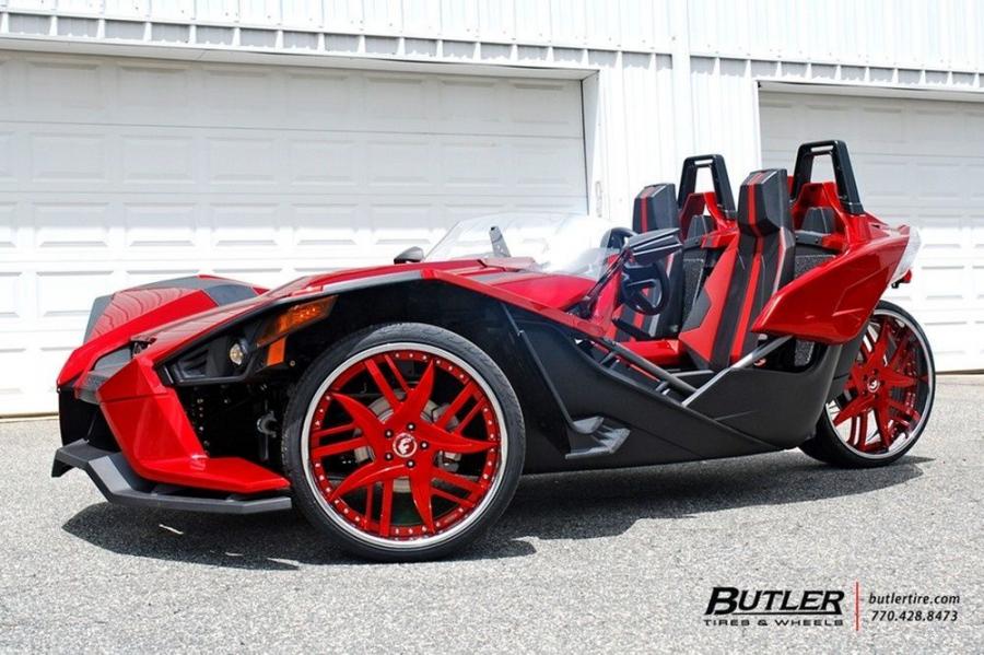 Polaris Slingshot on Forgiato Wheels '2015